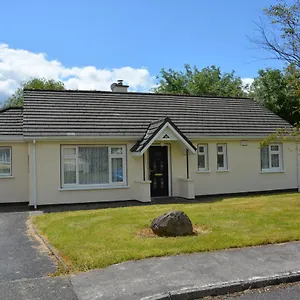  Holiday home Heights